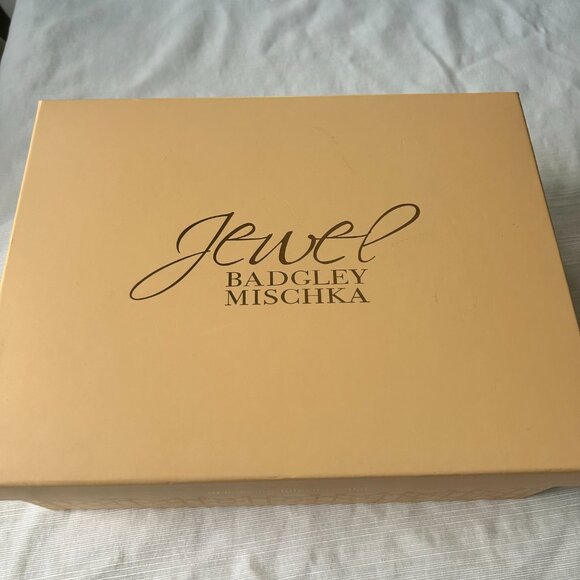 Badgley Mischka Evening Shoes - Picture 4 of 4